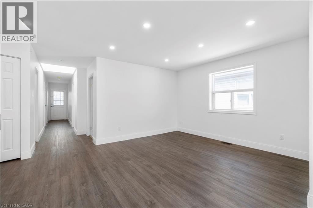 UPPER-1498 Paddington Court, Burlington, ON, L7M 1W7 - 17