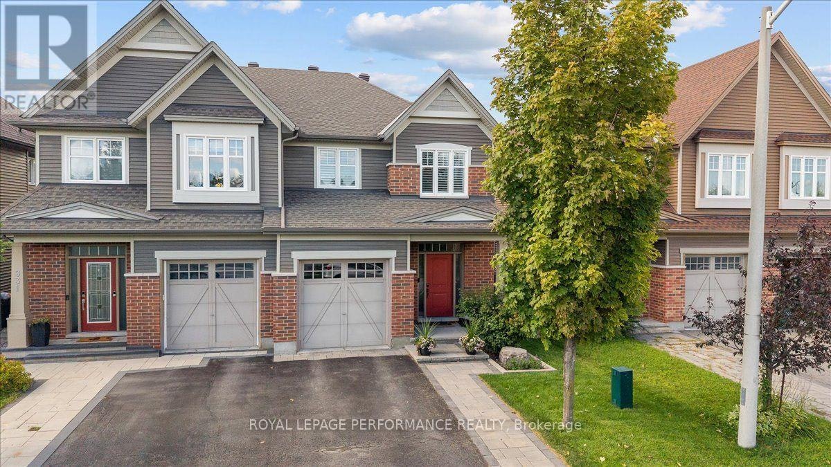 929 Verbena Crescent, Ottawa, ON, K1T 0K4