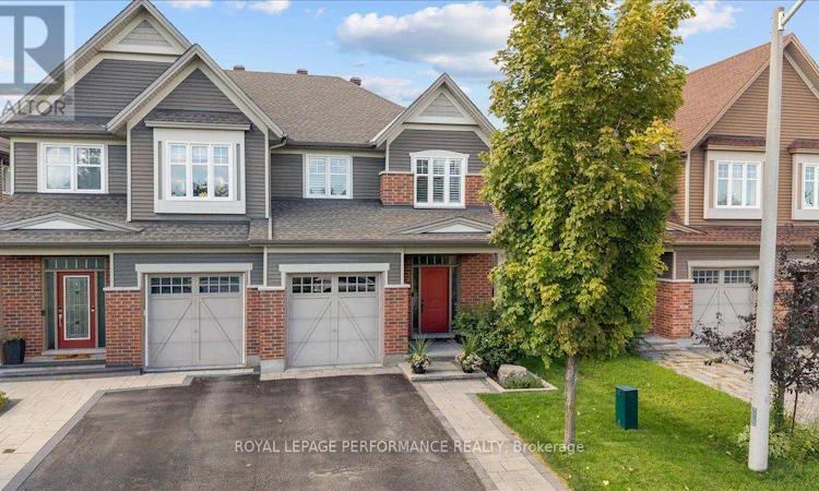 929 Verbena Crescent