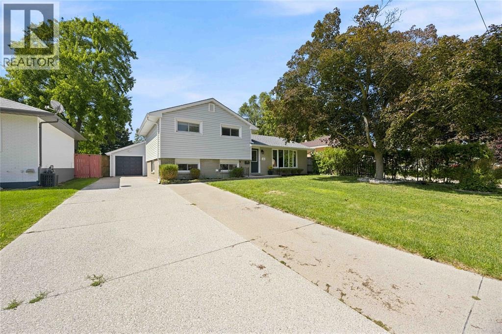1211 Giffel Road, Sarnia, ON, N7S 3K3