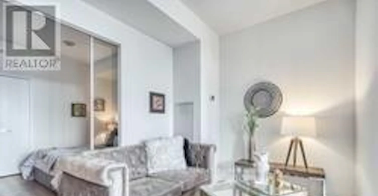 2112-70 Temperance Street, Toronto, ON, M5H 4E8 - 3