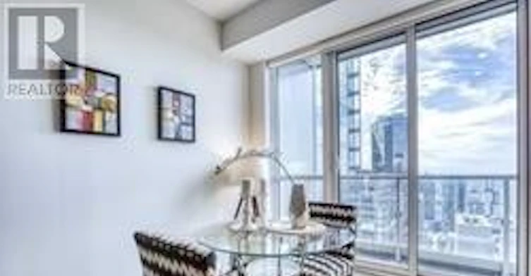 2112-70 Temperance Street, Toronto, ON, M5H 4E8 - 4