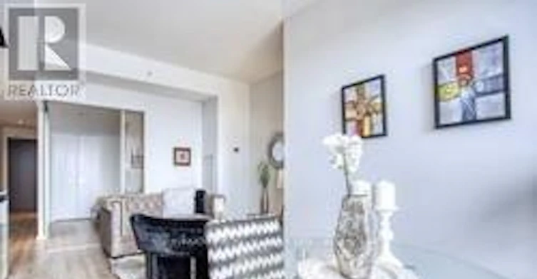 2112-70 Temperance Street, Toronto, ON, M5H 4E8 - 6