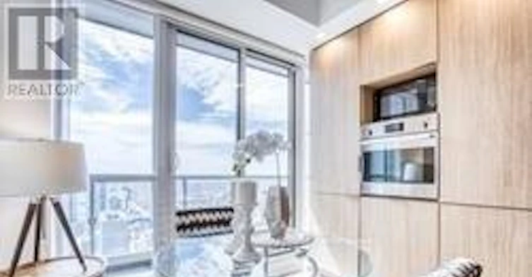 2112-70 Temperance Street, Toronto, ON, M5H 4E8 - 5