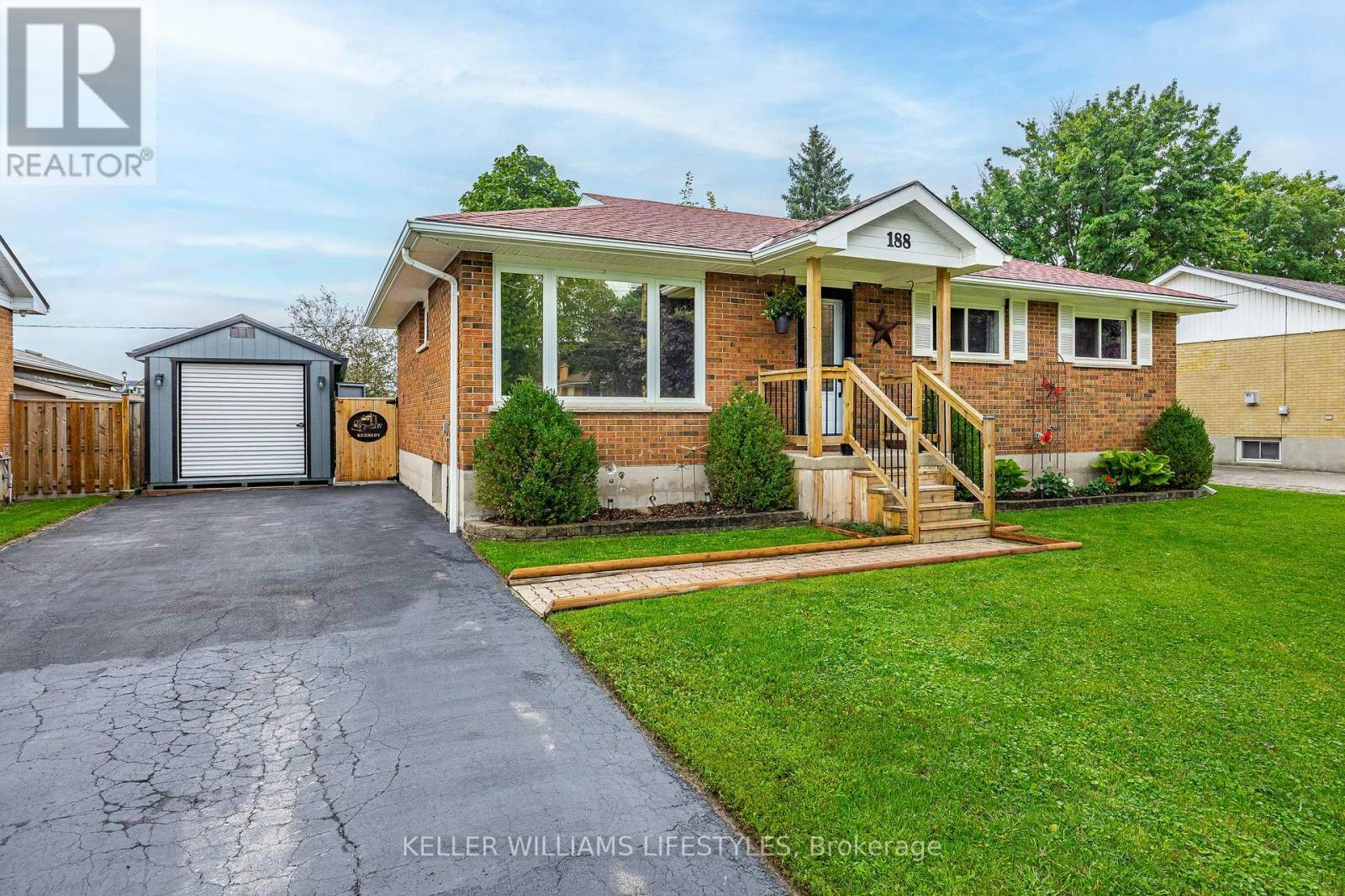 188 Queen Street, North Middlesex, ON, N0M 1A0
