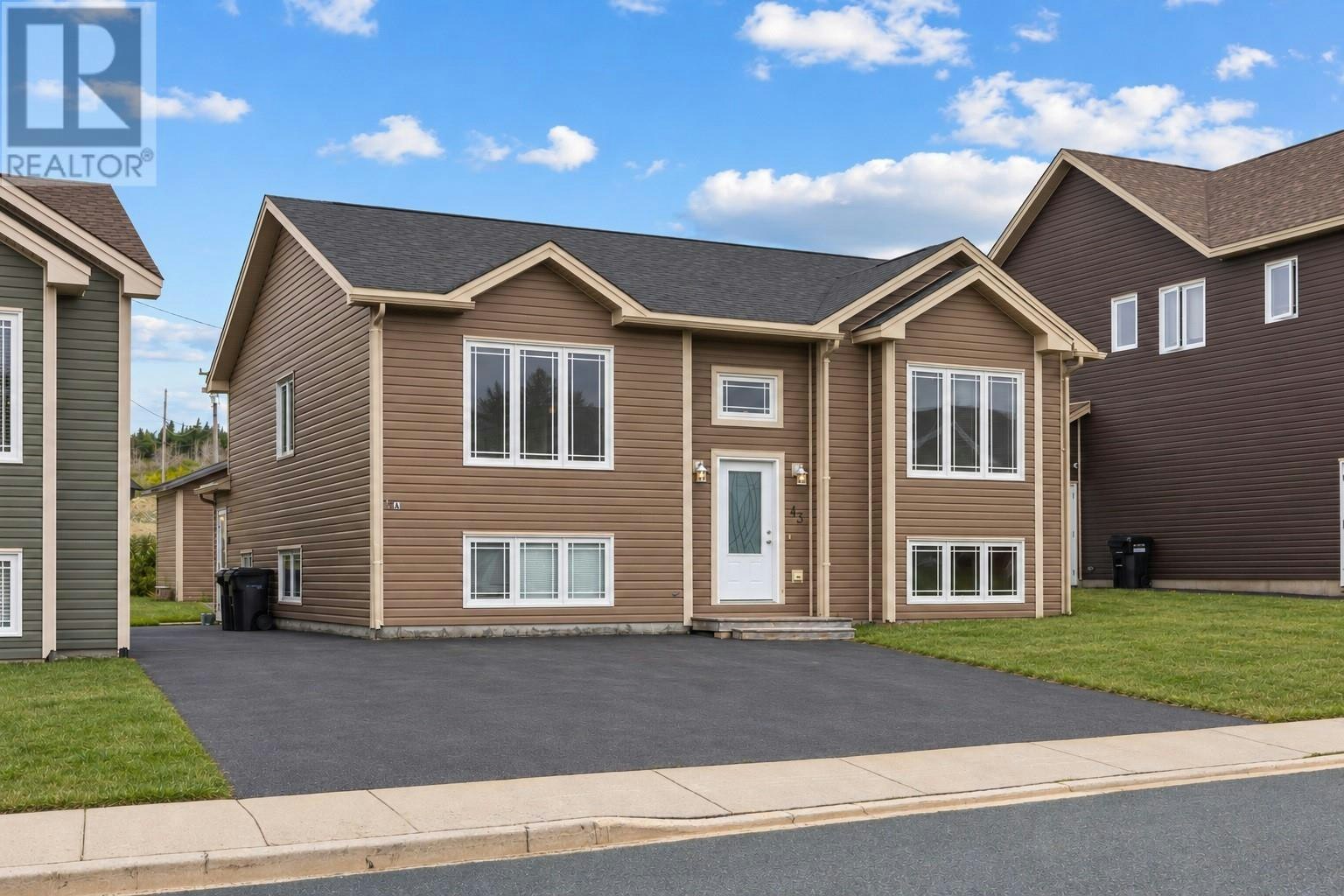 43 Orlando Place, St Johns, NL, A1B 0J7 - 2