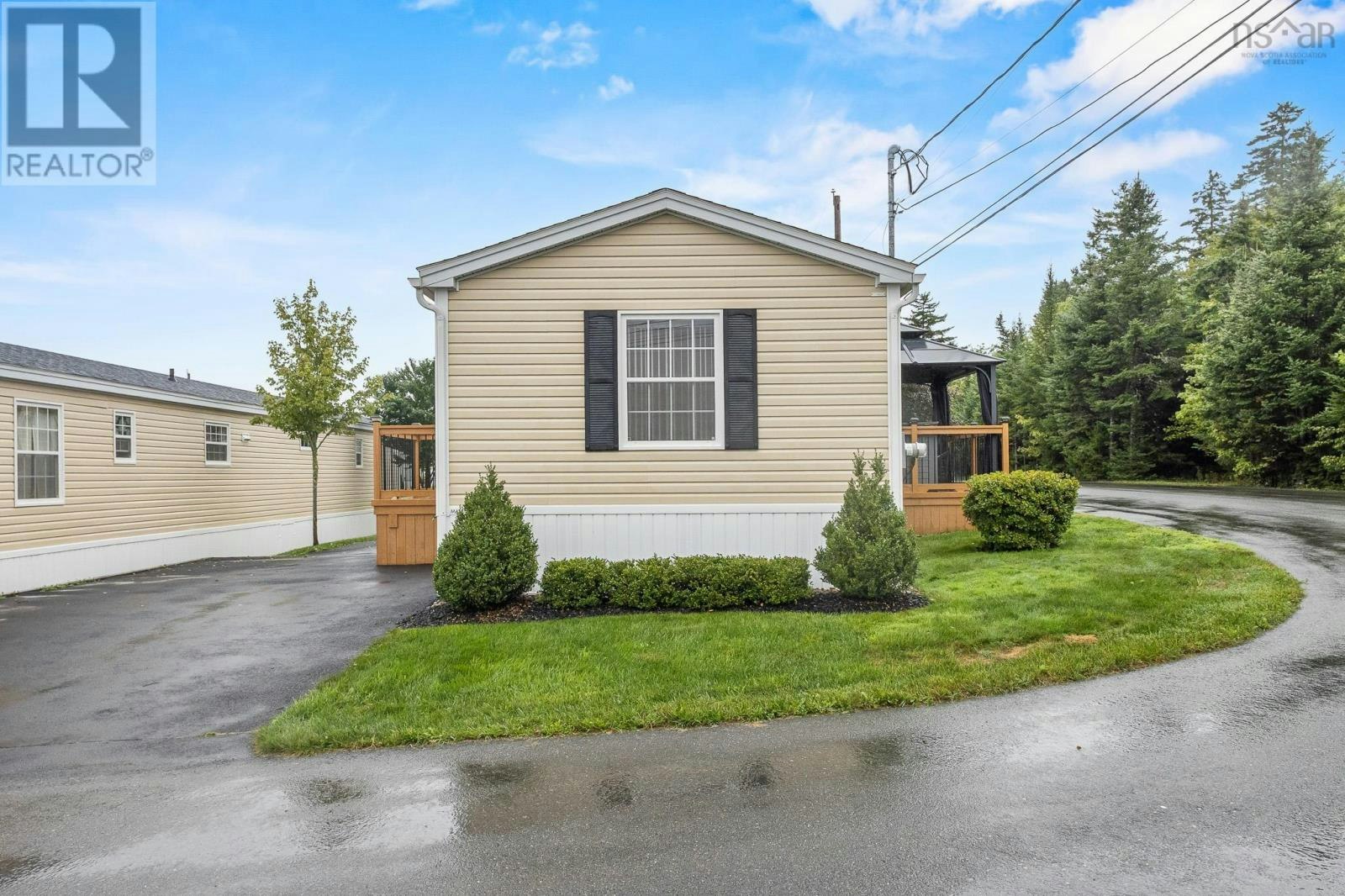 37 Third Street, Lucasville, NS, B4B 1R1
