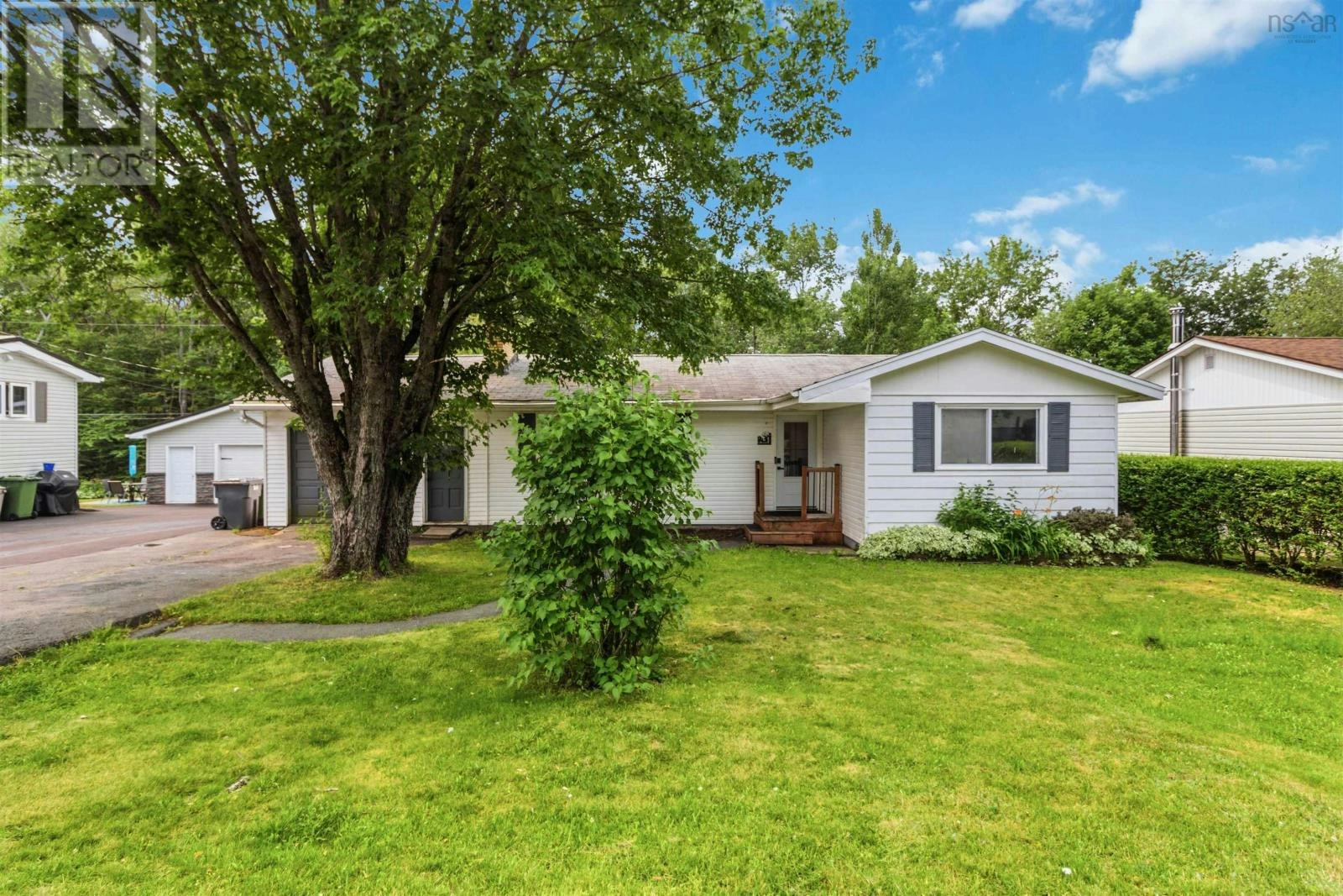 72 Beaumont Drive, Lower Sackville, NS, B4C 1V6