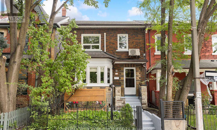 29 Denison Avenue