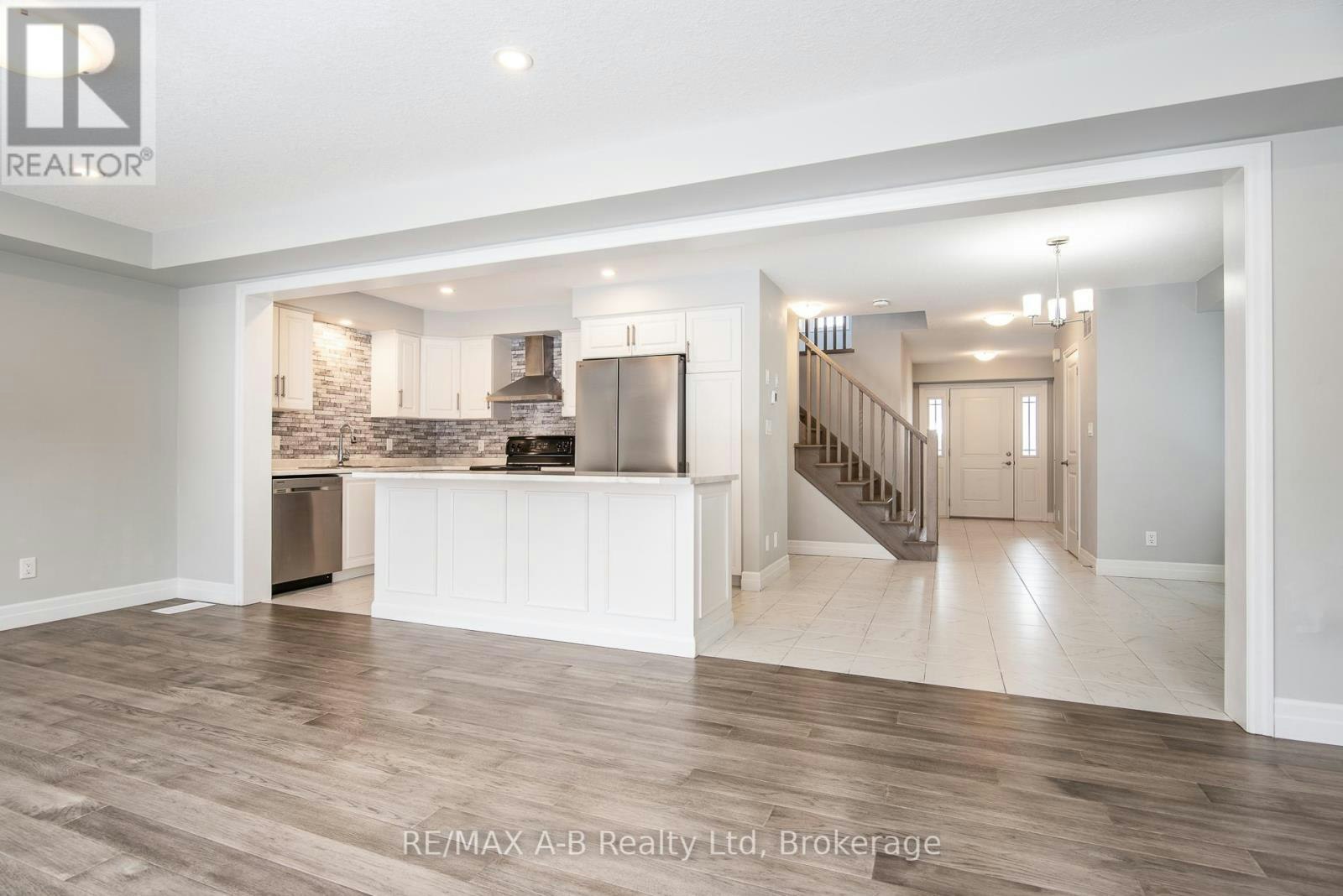 45 Robertson Drive, Stratford, ON, N5A 0J6