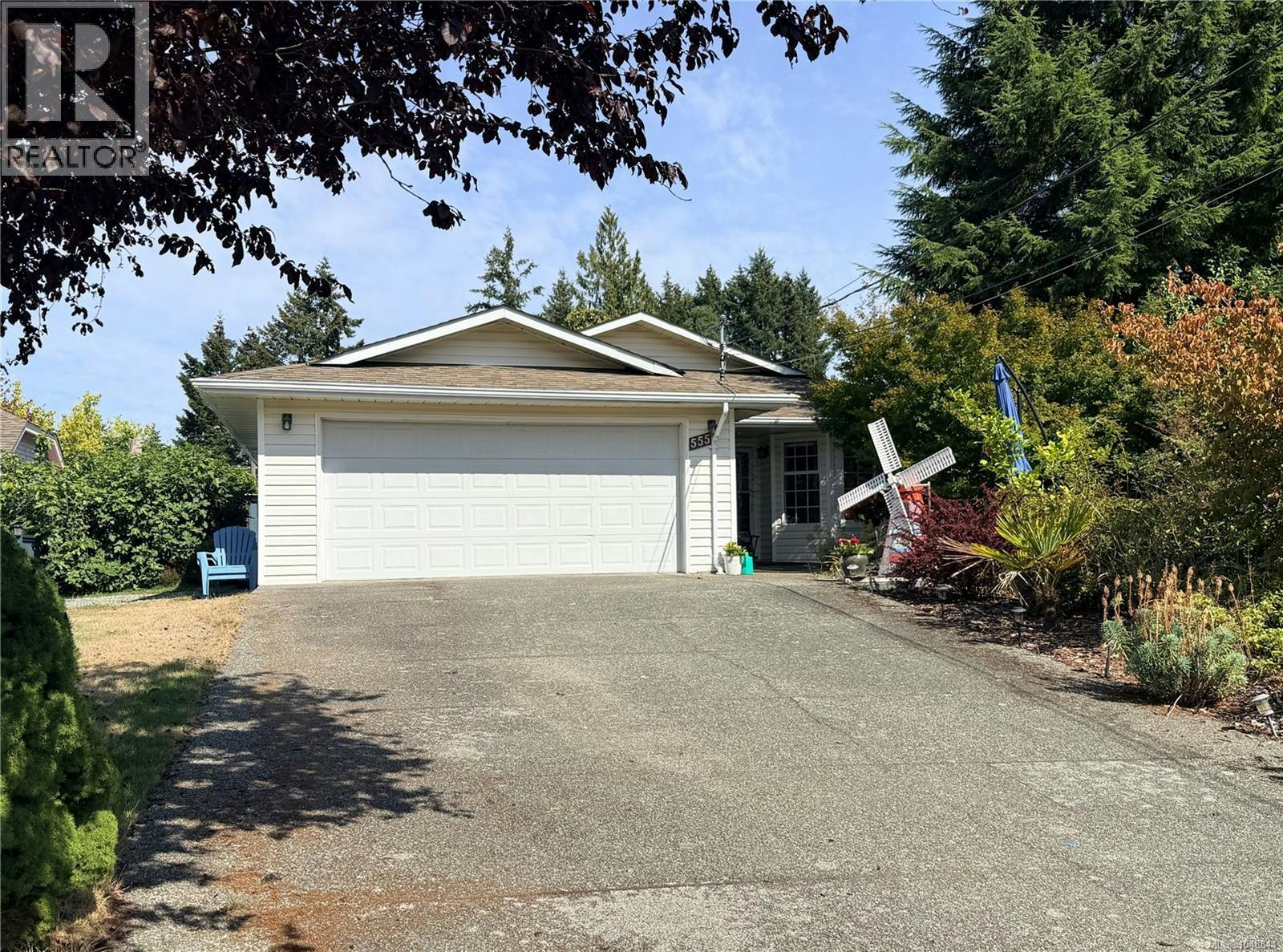 555 Hooper Place, Ladysmith, BC, V9G 1W5