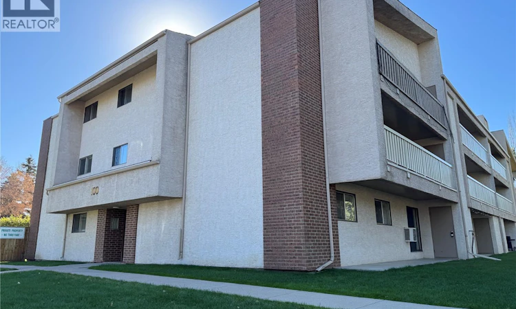 118-310 Stillwater Drive