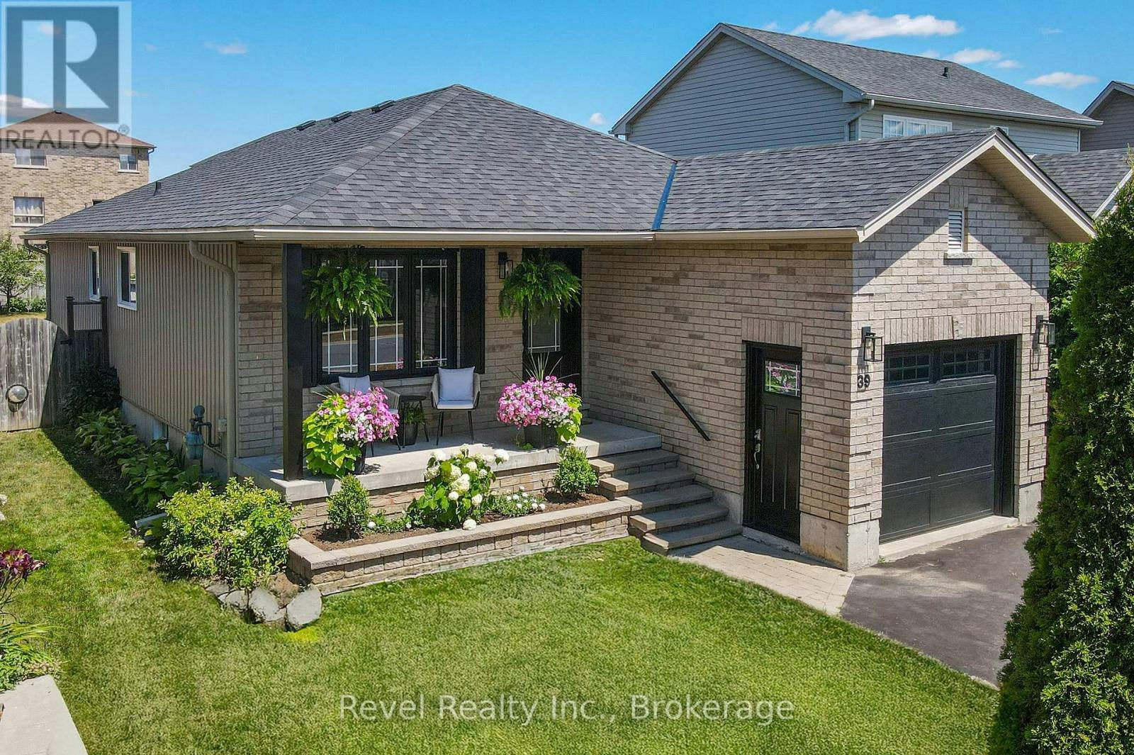 39 Springdale Drive, Kawartha Lakes, ON, K9V 0J4
