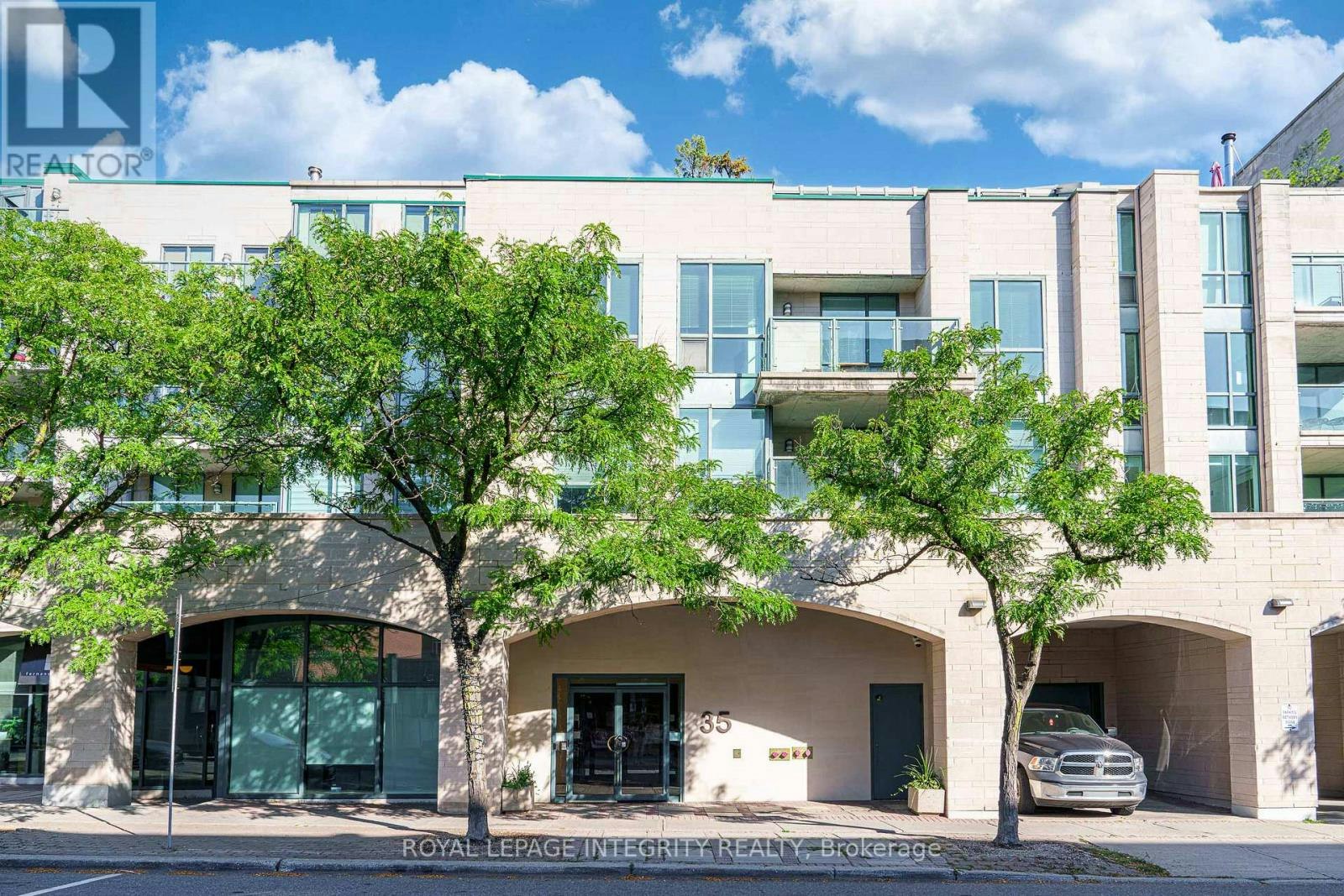 217-35 Murray Street, Ottawa, ON, K1N 9M5