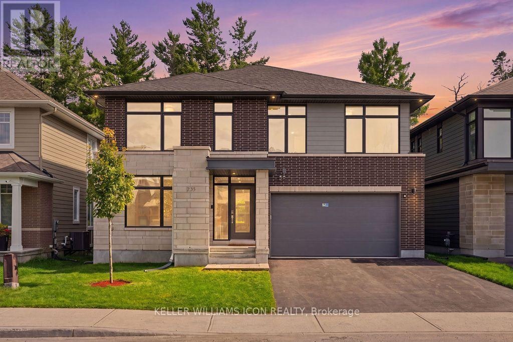 235 Ketchikan Crescent, Ottawa, ON, K2T 0S3