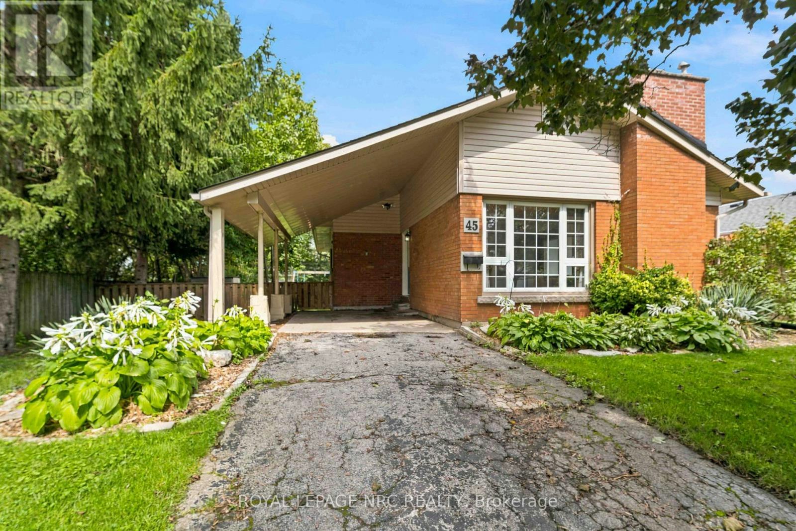 45 Woodcroft Crescent, Welland, ON, L3C 2H6