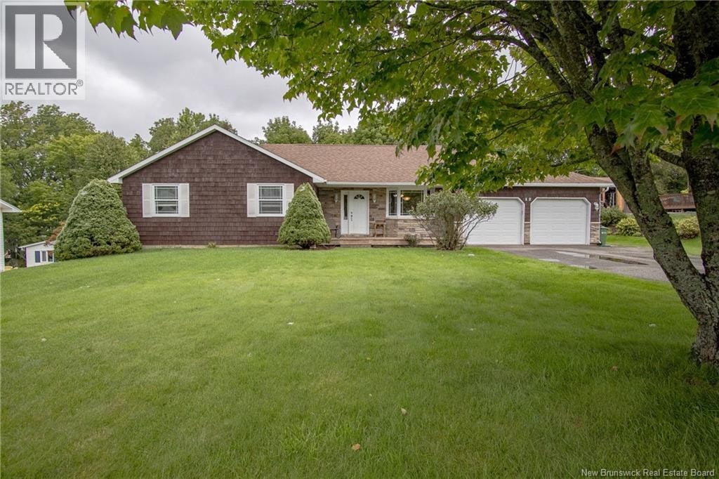 17 Lionel Drive, Quispamsis, NB, E2E 1K3