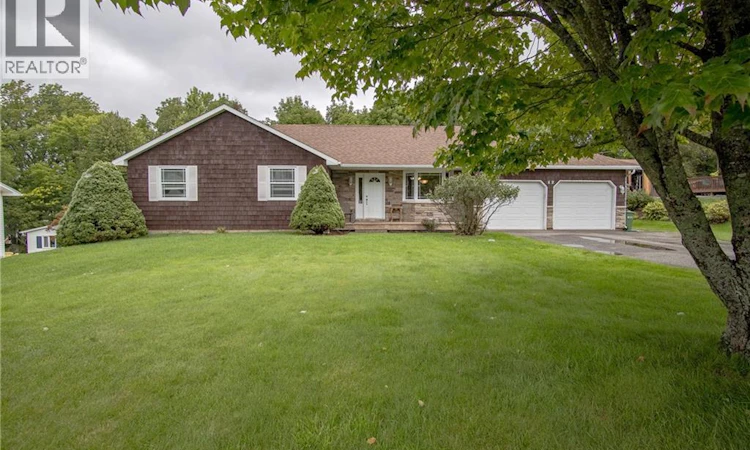 17 Lionel Drive