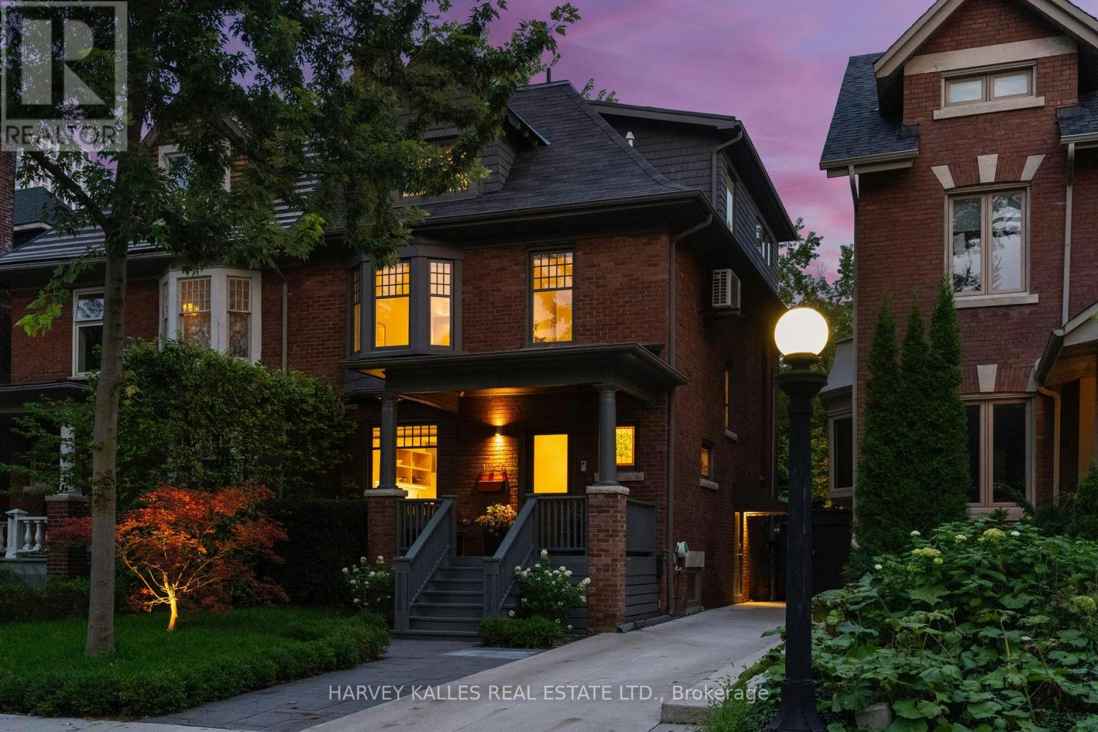 497 Palmerston Boulevard, Toronto, ON, M6G 2P2