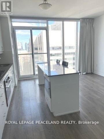 2809-426 University Avenue, Toronto, ON, M5G 1S9 - 5