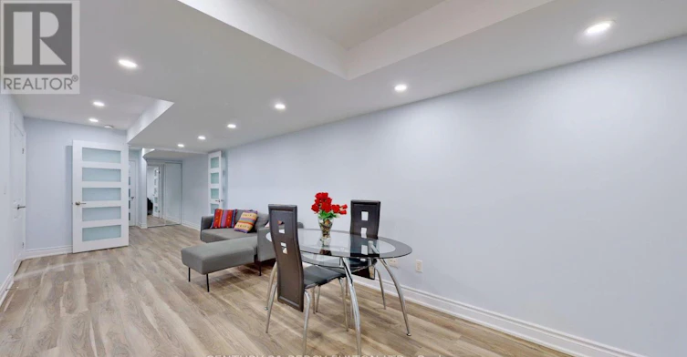 BSMT-72 Mohandas Drive, Markham, ON, L3S 0E4 - 3