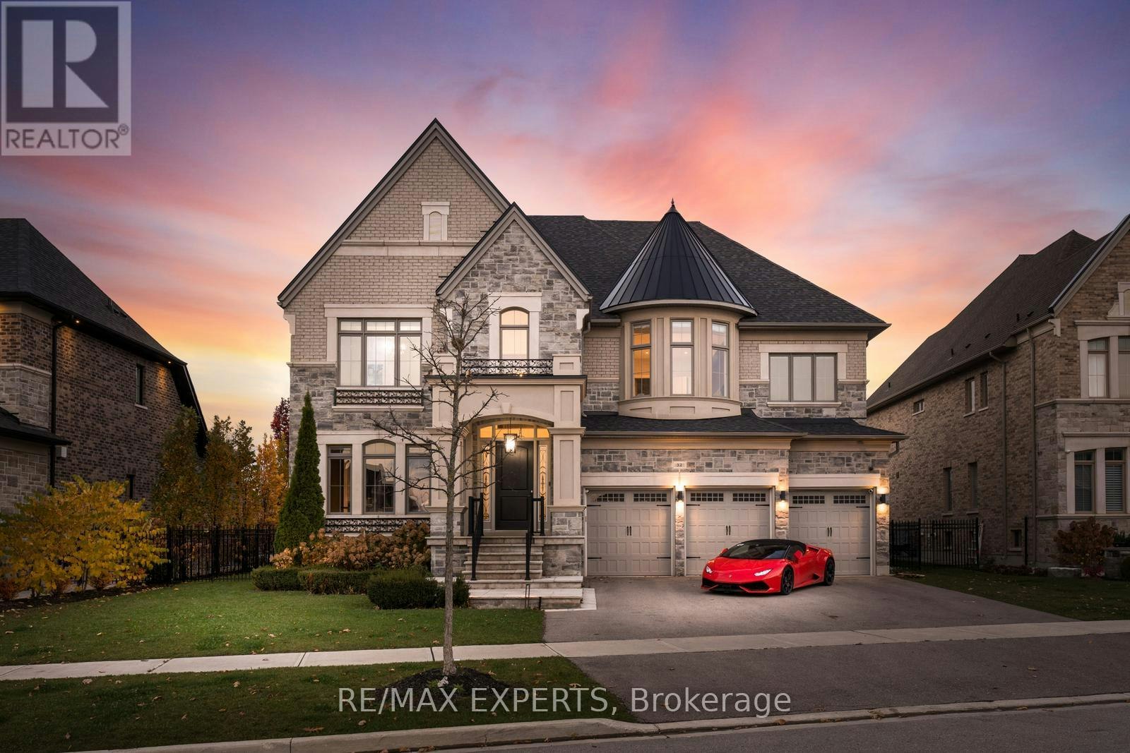 32 James Stokes Court, King, ON, L7B 1L6