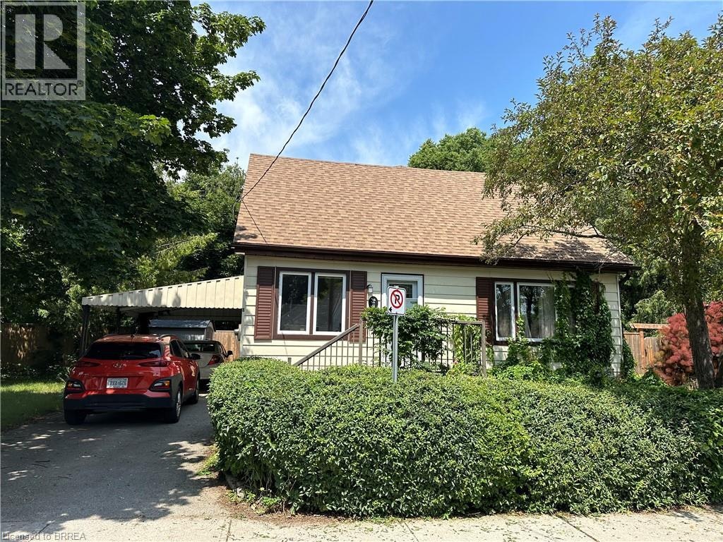 8 Sterling Street, Brantford, ON, N3T 4B1