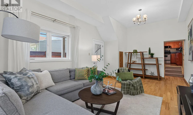 12 Kentroyal Drive