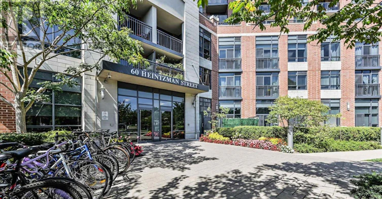 1911-60 Heintzman Street, Toronto, ON, M6P 5A1 - 2