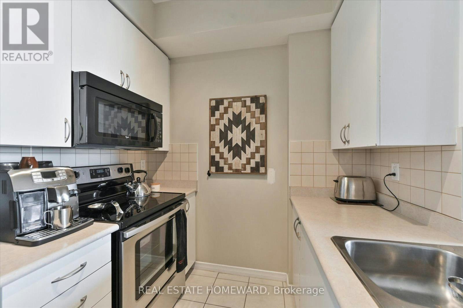 1911-60 Heintzman Street, Toronto, ON, M6P 5A1 - 8