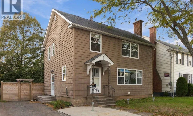 70 Woodland Drive