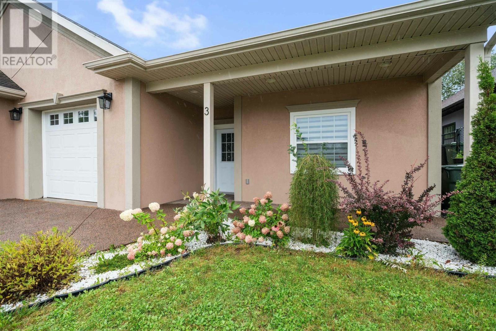 3 Bona Crescent, Enfield, NS, B2T 0B1