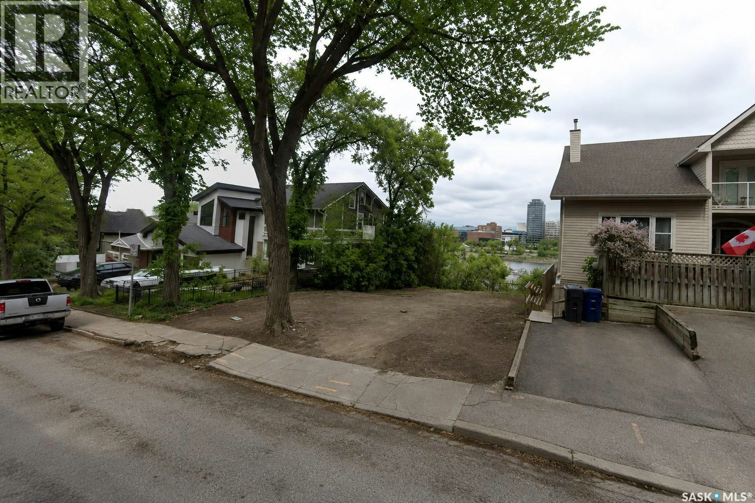 231 11th Street E, Saskatoon, SK, S7N 0J5