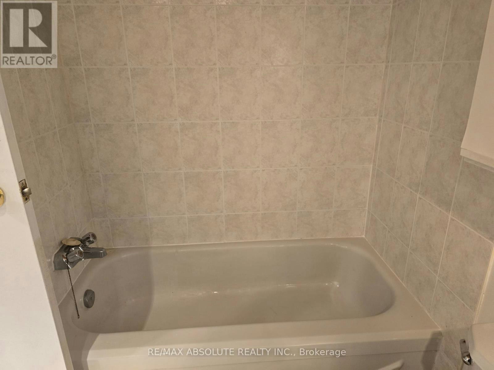 10 Crispin Private, Ottawa, ON, K1K 4H5 - 12