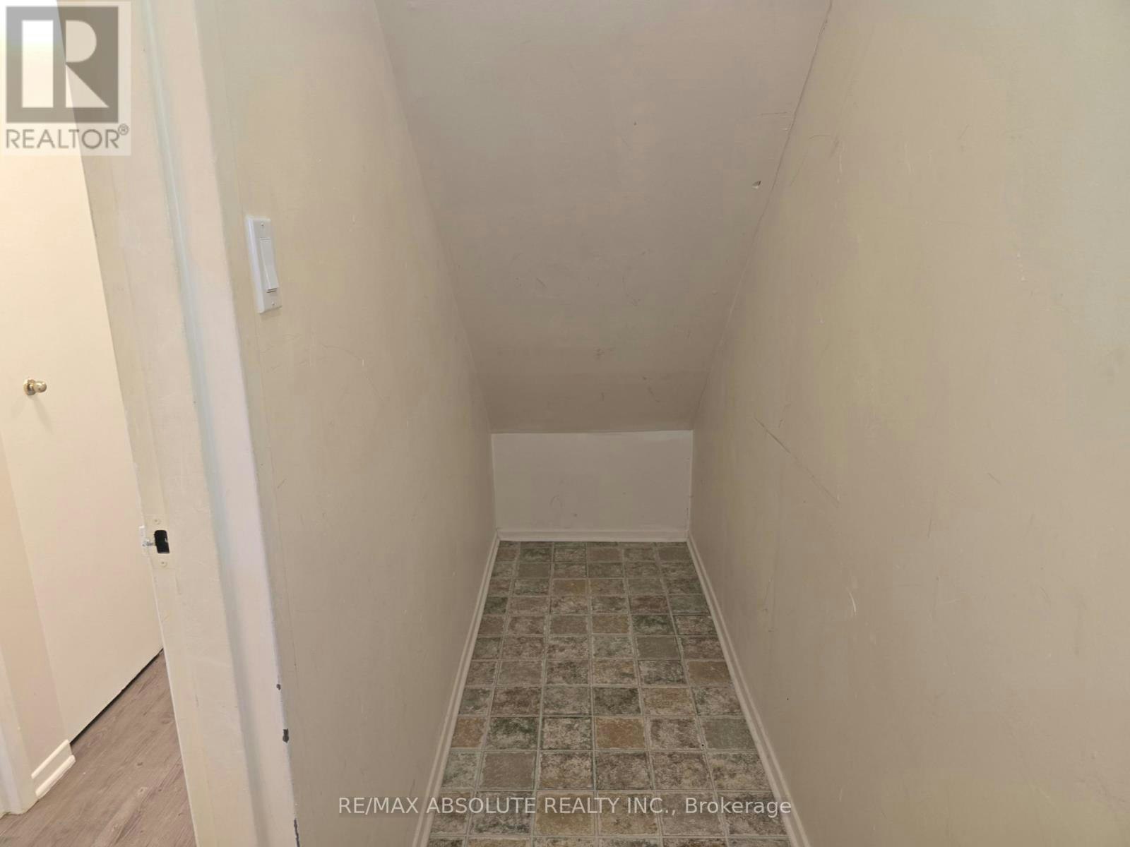 10 Crispin Private, Ottawa, ON, K1K 4H5 - 16