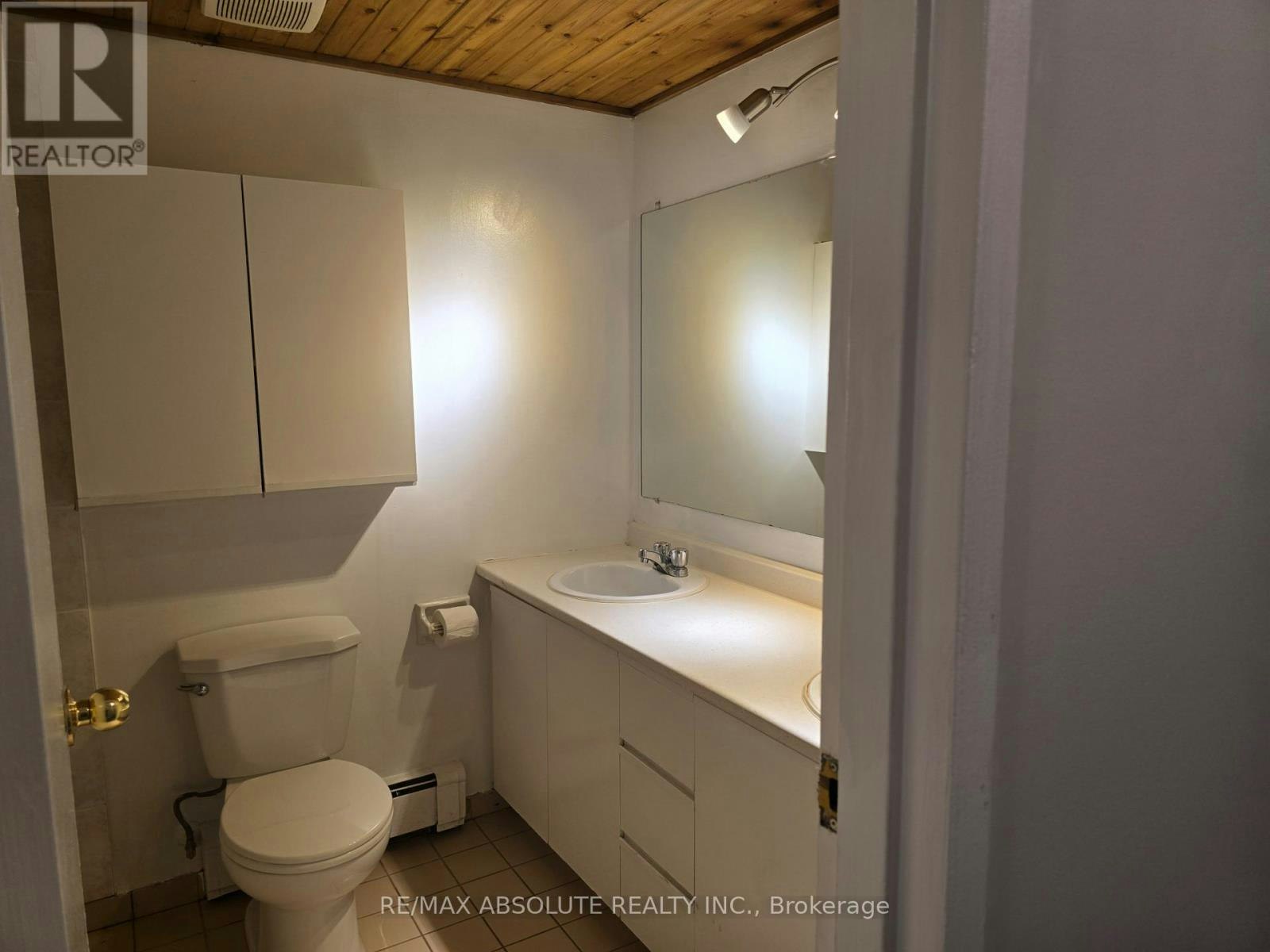 10 Crispin Private, Ottawa, ON, K1K 4H5 - 11