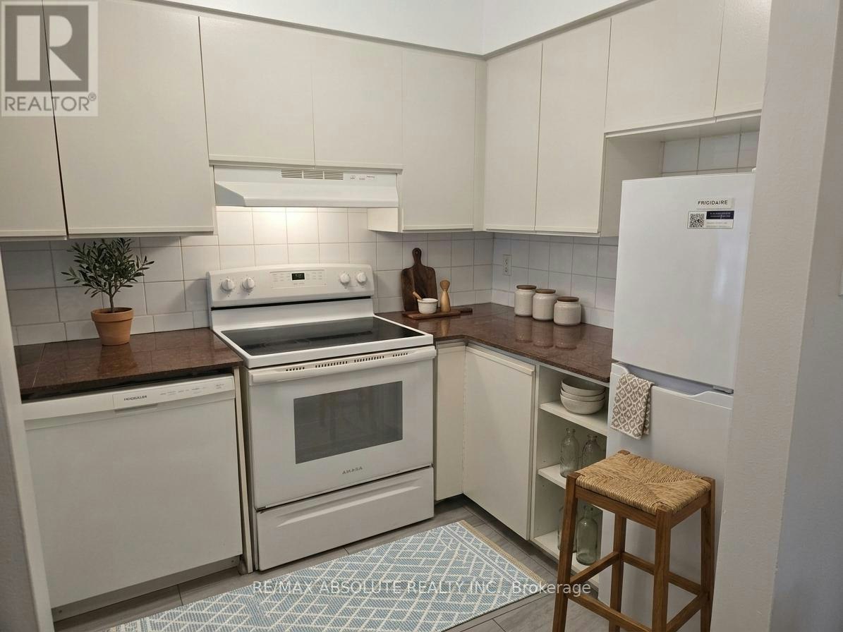 10 Crispin Private, Ottawa, ON, K1K 4H5 - 4
