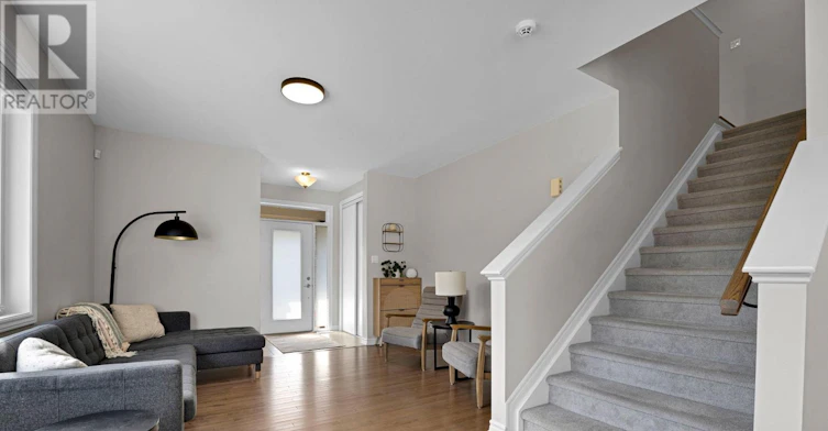 521 Loury Row, Ottawa, ON, K1W 0M7 - 8