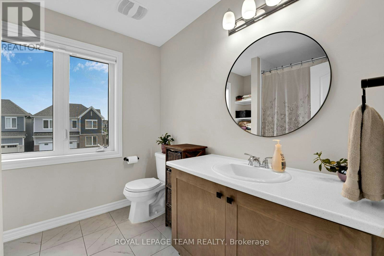 521 Loury Row, Ottawa, ON, K1W 0M7 - 24