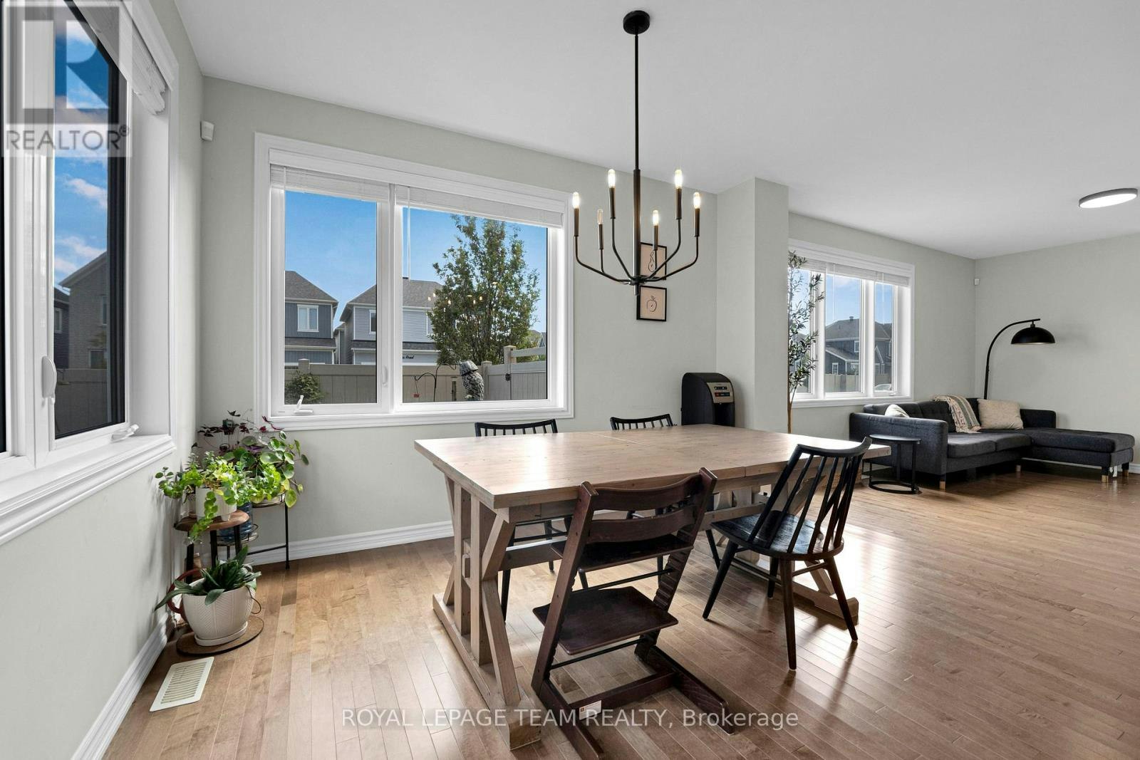 521 Loury Row, Ottawa, ON, K1W 0M7 - 10