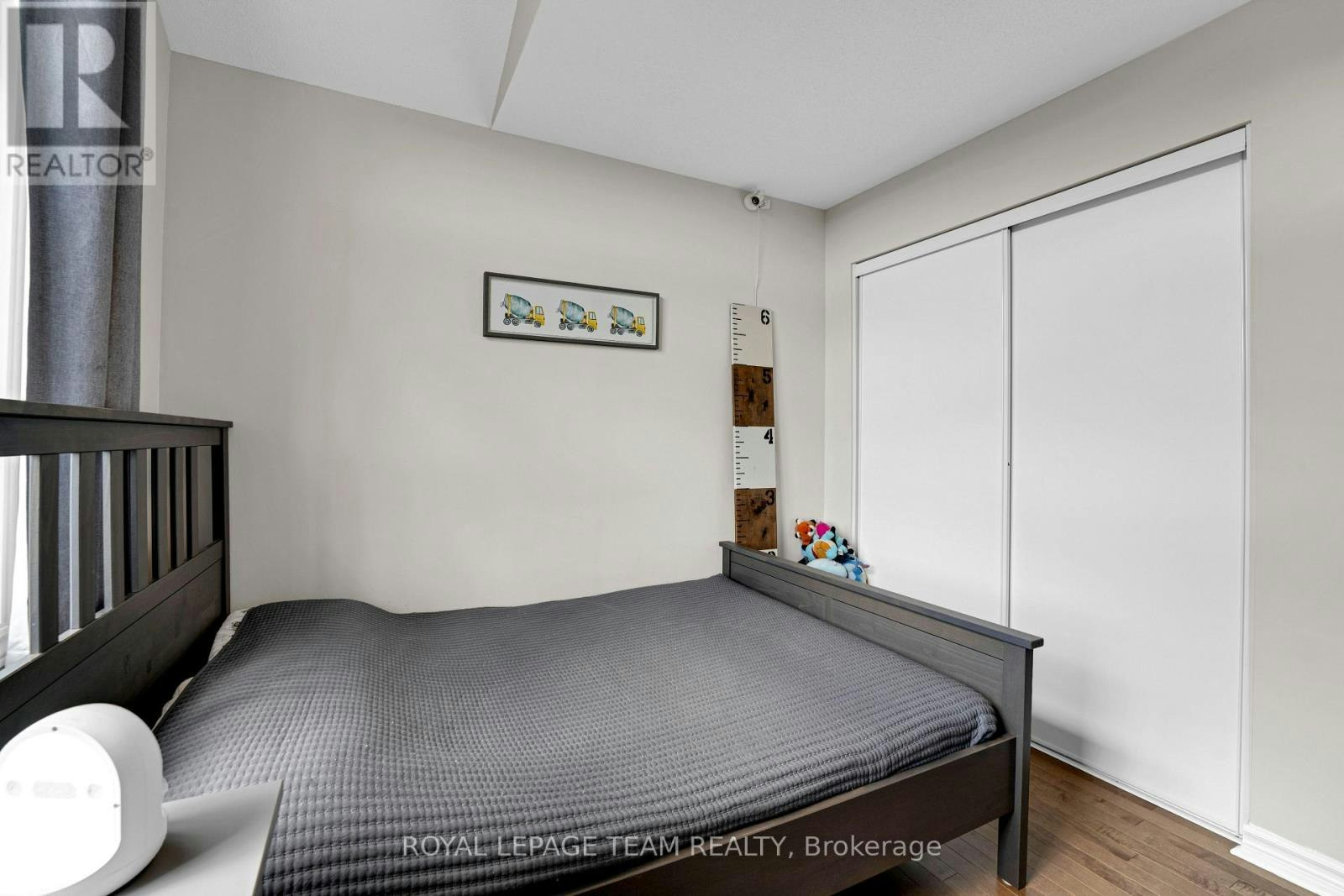 521 Loury Row, Ottawa, ON, K1W 0M7 - 18