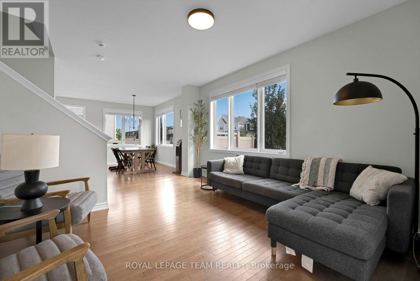 521 Loury Row, Ottawa, ON, K1W 0M7 - 6
