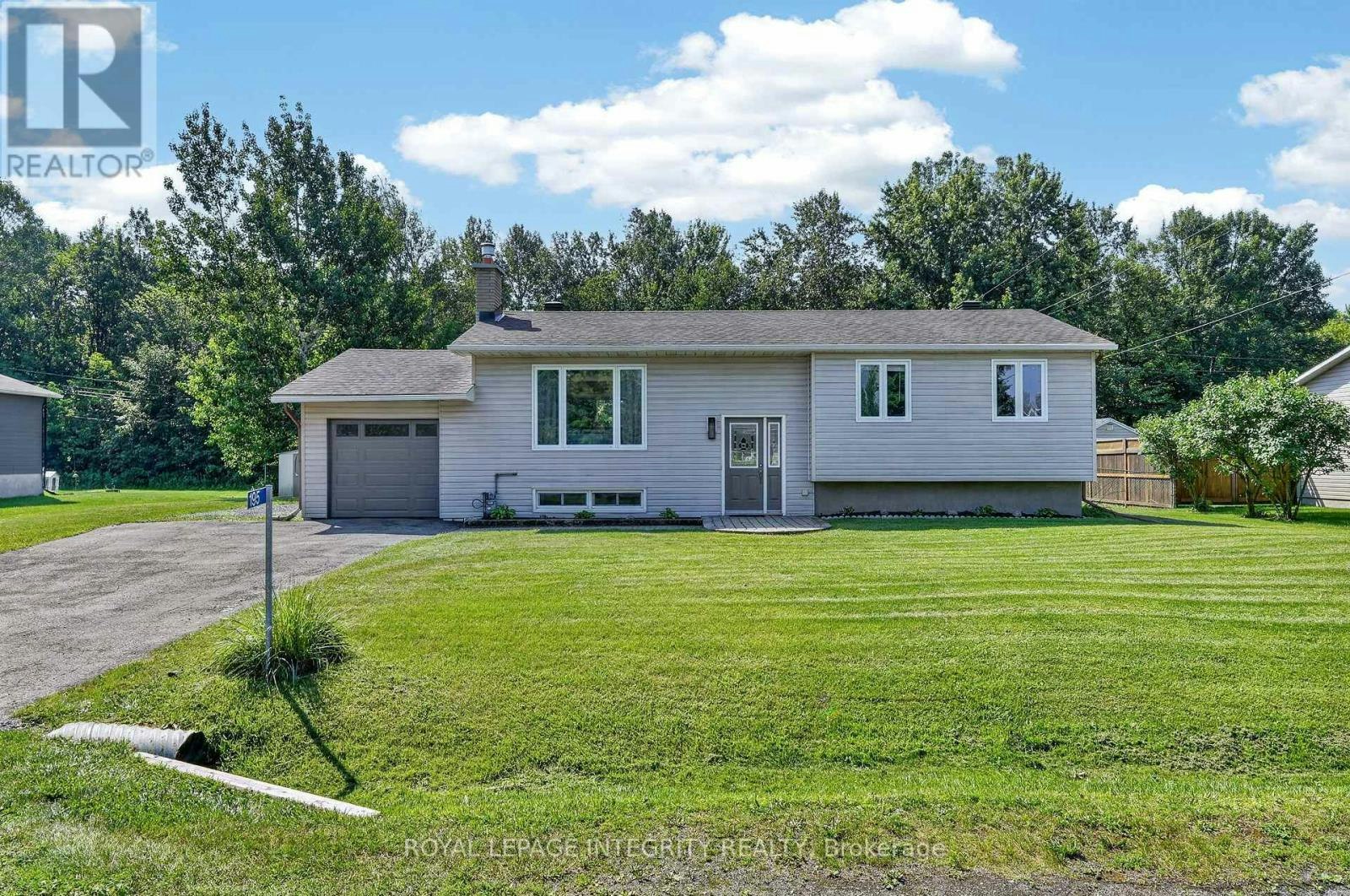 195 Francois Street, Ottawa, ON, K4B 1J8