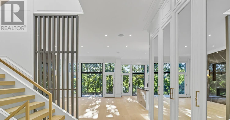 14 Glen Cedar Road, Toronto, ON, M6C 3G1 - 17