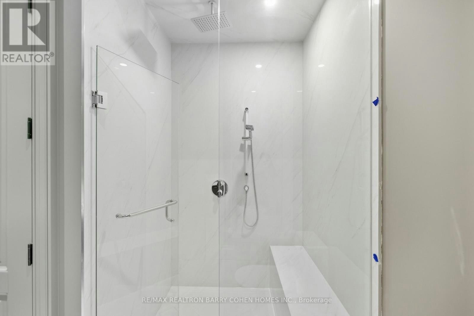 14 Glen Cedar Road, Toronto, ON, M6C 3G1 - 37