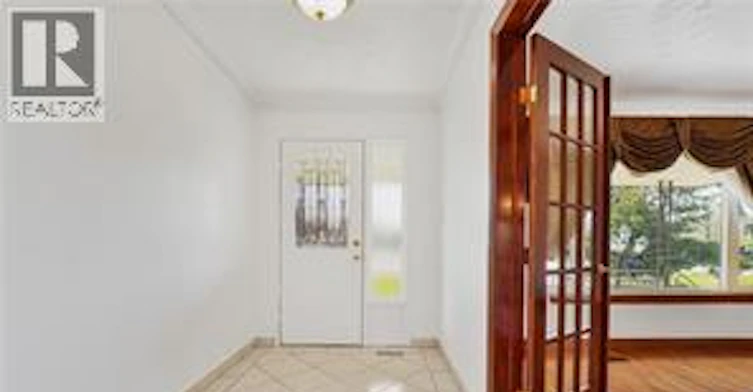 234 Highland Road W, Hamilton, ON, L8J 3T7 - 2