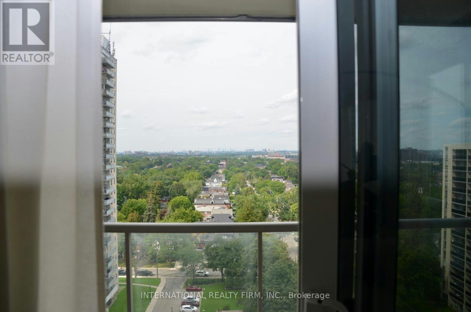 1403-70 High Park Avenue, Toronto, ON, M6P 1A1 - 7