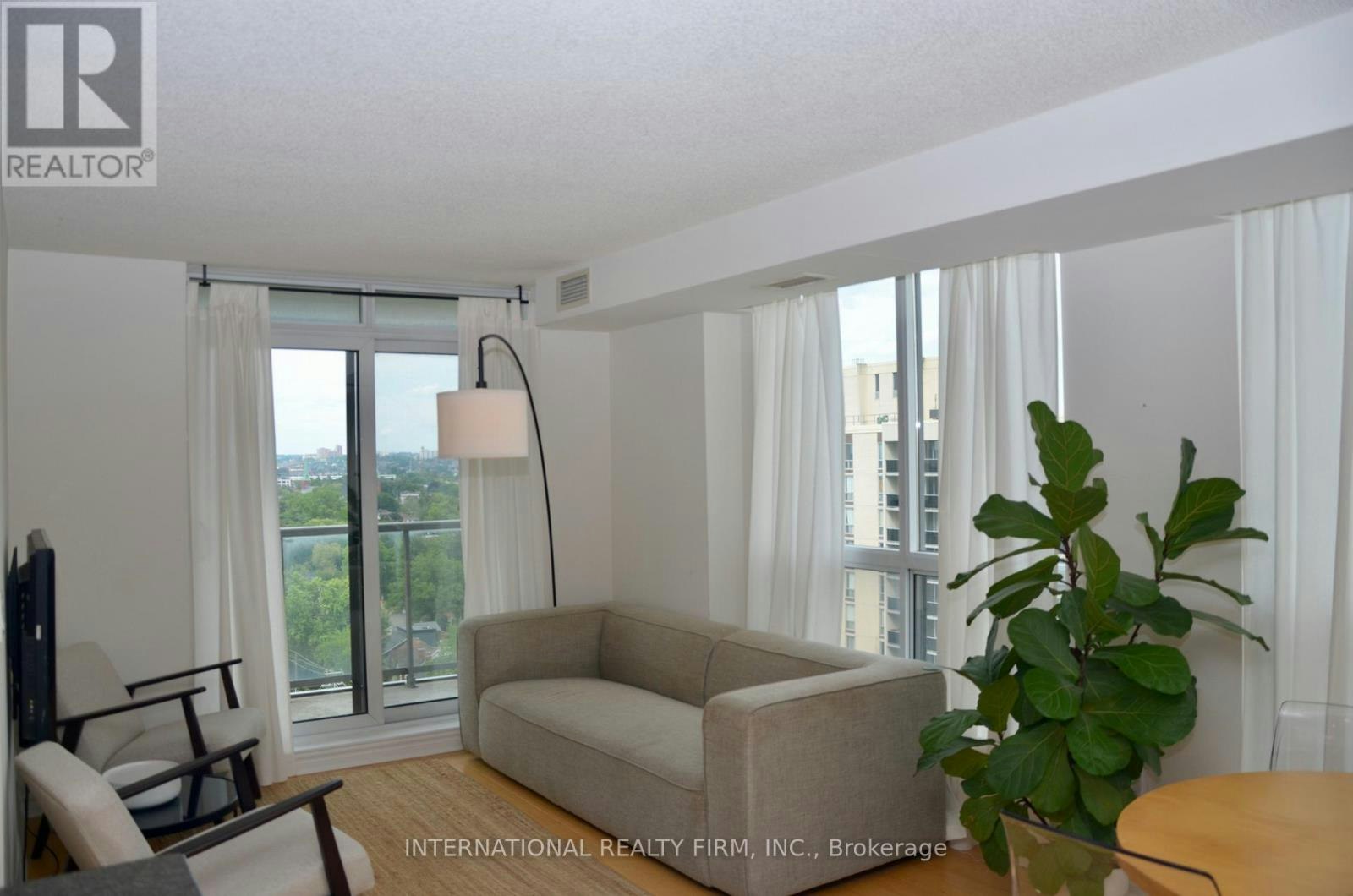 1403-70 High Park Avenue, Toronto, ON, M6P 1A1 - 6
