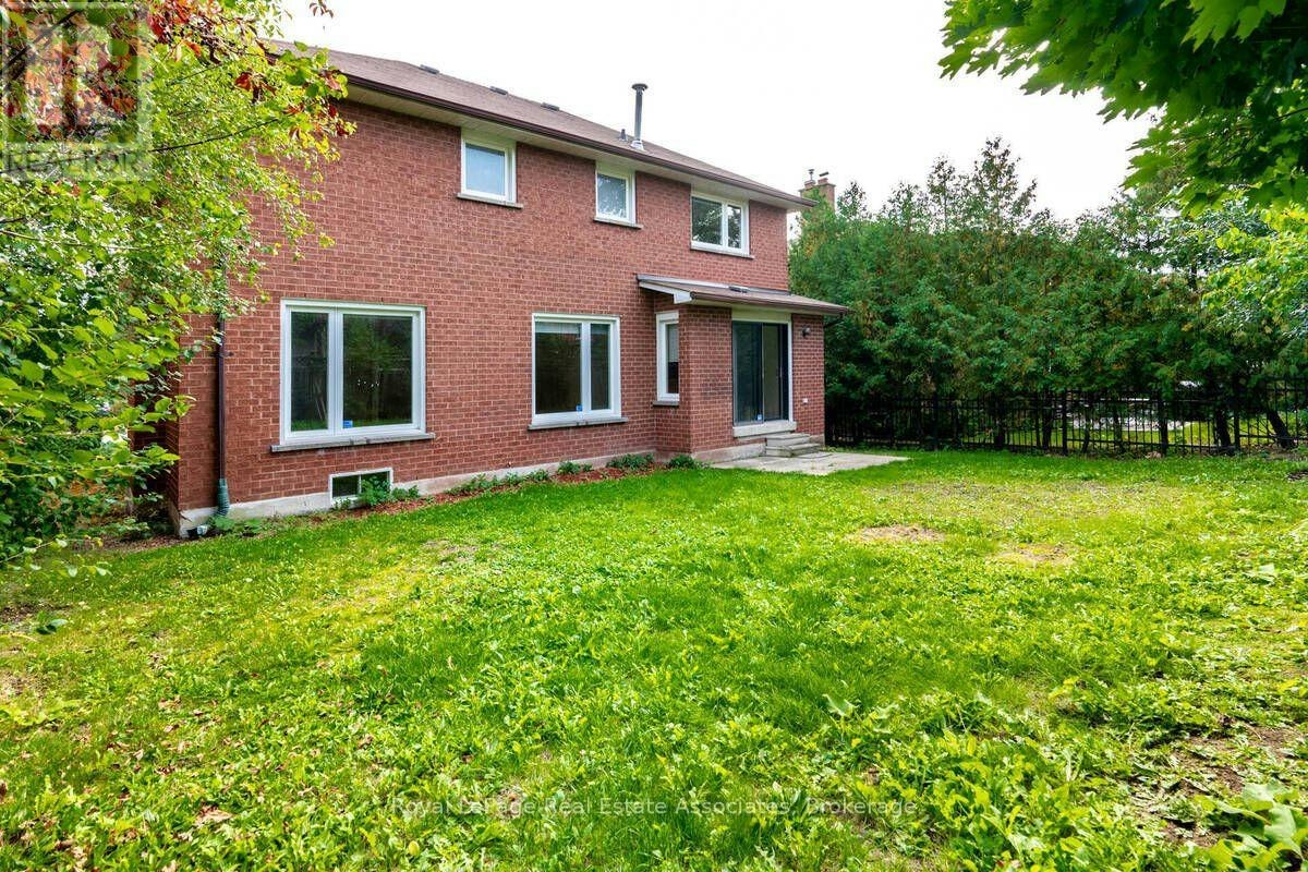 2551 Wynten Way, Oakville, ON, L6J 7K5 - 34