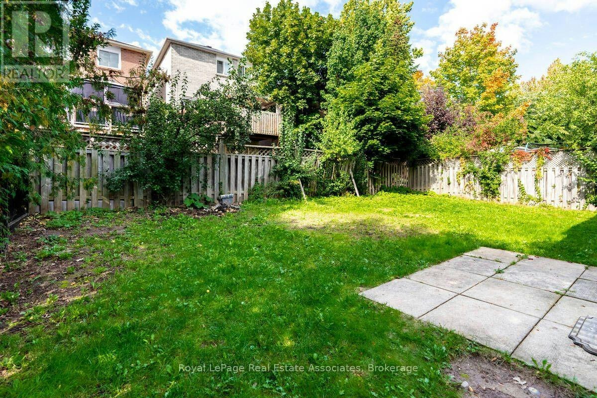 2551 Wynten Way, Oakville, ON, L6J 7K5 - 33
